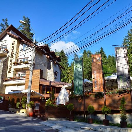 Hotel Piatra Soimului Sinaia Luaran gambar